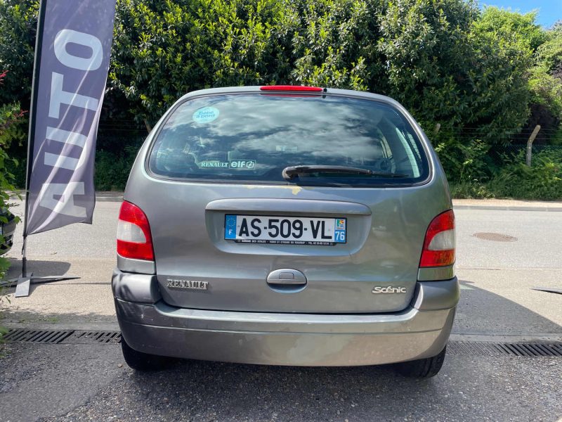 RENAULT MEGANE SCENIC II 1.4i 16VF 95CV