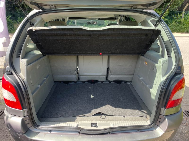 RENAULT MEGANE SCENIC II 1.4i 16VF 95CV