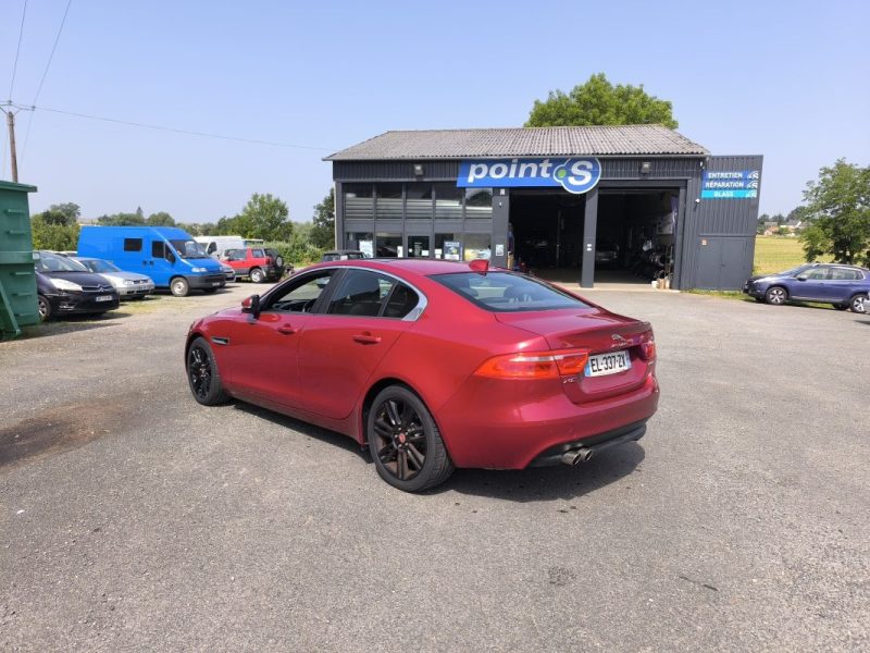 JAGUAR XE 2.0 D 180 CH FINITION PURE 2017