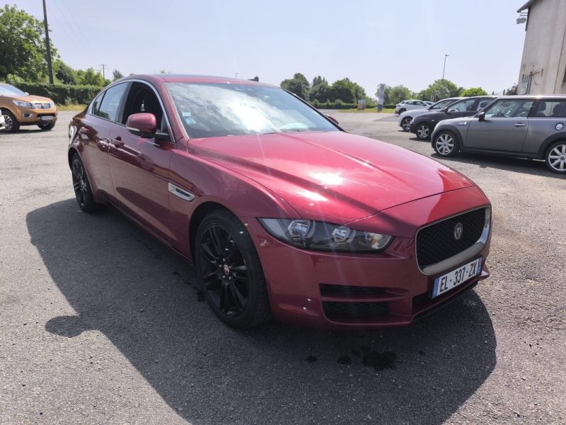 JAGUAR XE 2.0 D 180 CH FINITION PURE 2017