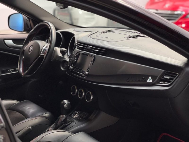 ALFA ROMEO GIULIETTA VELOCE S 1750 TBI 240CH TCT