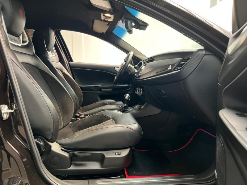 ALFA ROMEO GIULIETTA VELOCE S 1750 TBI 240CH TCT