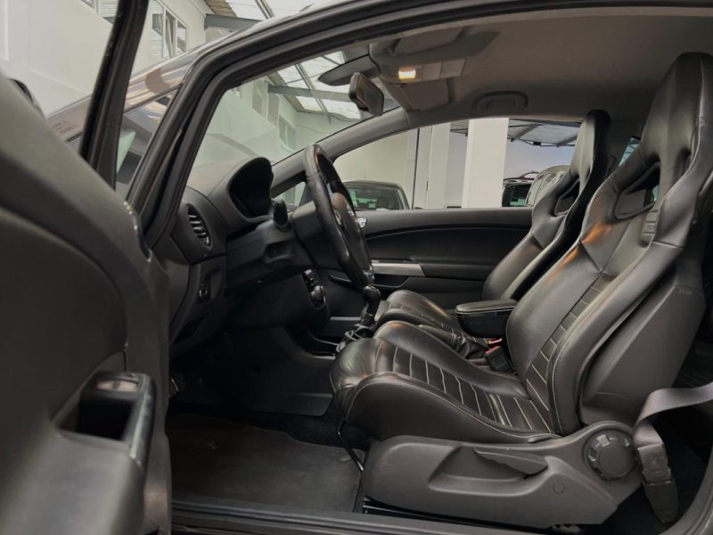 OPEL CORSA OPC 1.6 TURBO 192CH