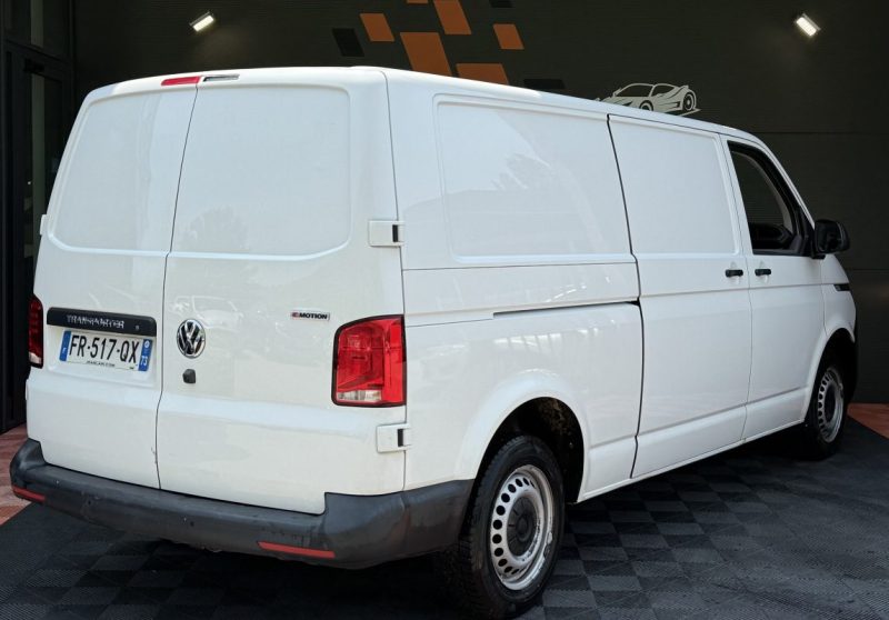 VOLKSWAGEN TRANSPORTER 2020