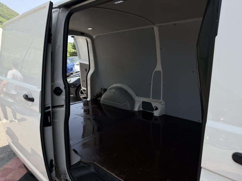 VOLKSWAGEN TRANSPORTER 2020