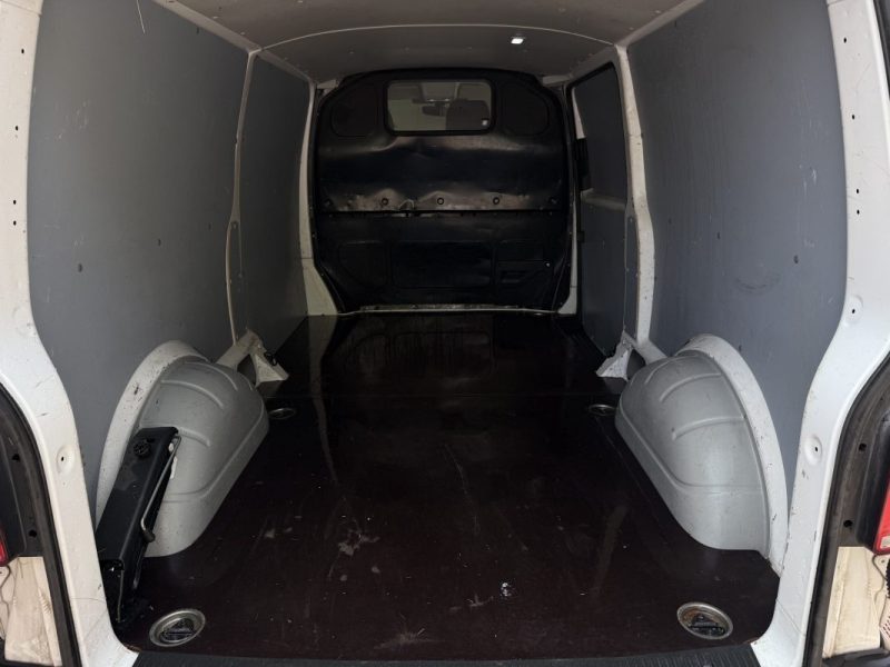 VOLKSWAGEN TRANSPORTER 2020