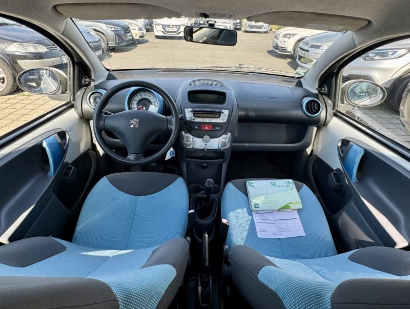 PEUGEOT 107 2008 1.0i 107 70 CH BLUE LION URBAN MOVE