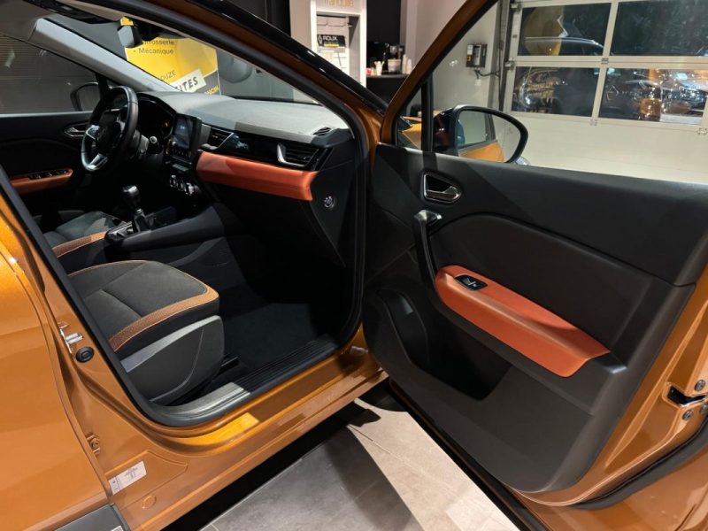 RENAULT  CAPTUR II  2020