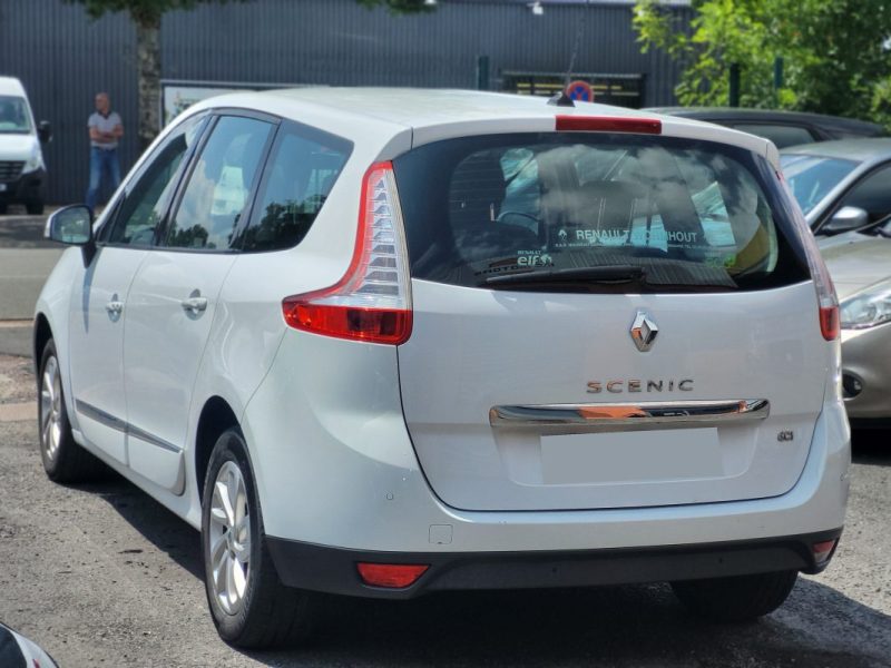 RENAULT GRAND SCENIC GARANTIE 12 MOIS 2013