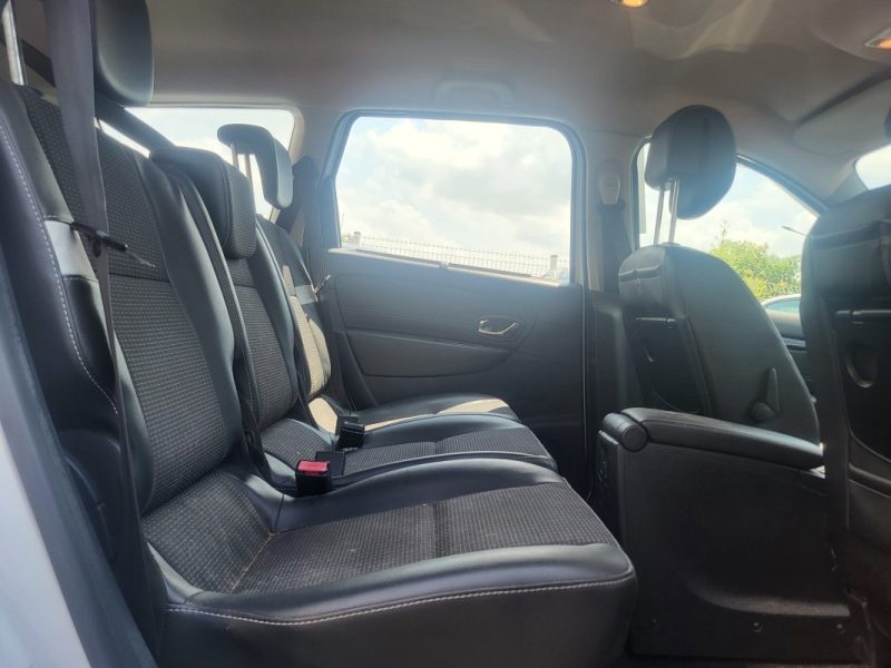 RENAULT GRAND SCENIC GARANTIE 12 MOIS 2013