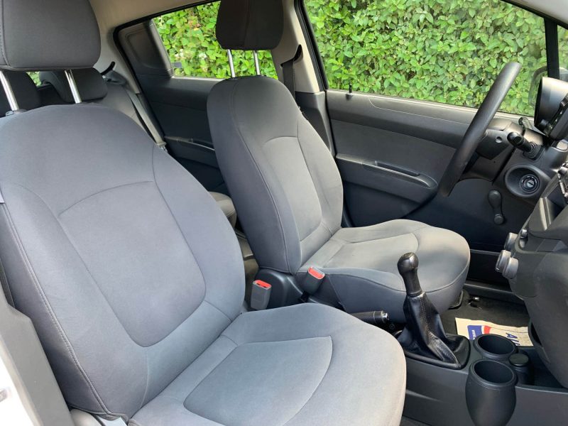 CHEVROLET SPARK 2012 1.0i