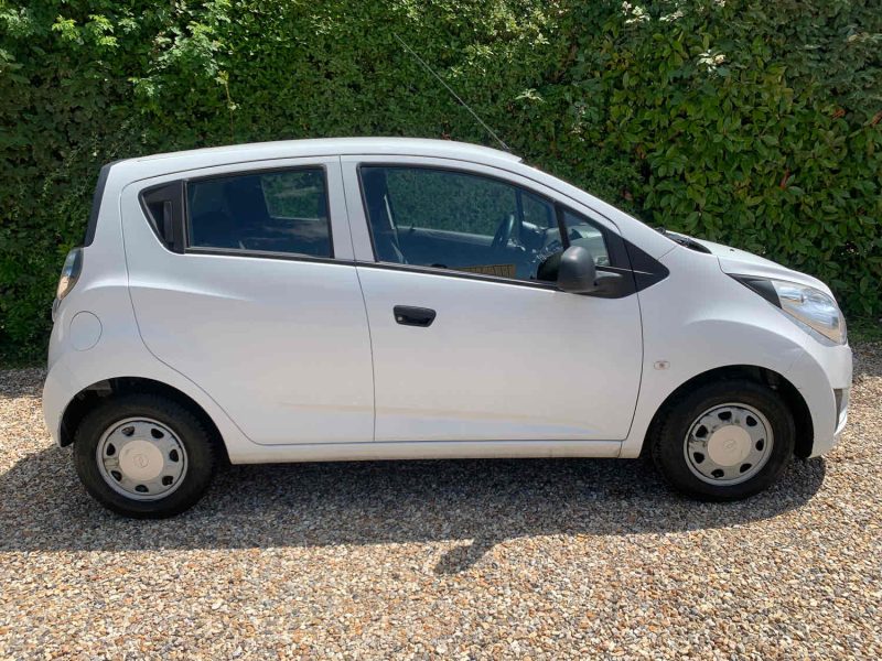 CHEVROLET SPARK 2012 1.0i