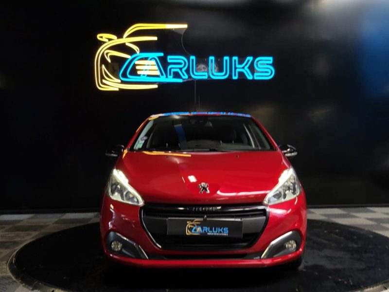 PEUGEOT 208 1.2 110 CH GT LINE / SIEGES CHAUFFANT / COURROIE CHANGEE // SUIVI COMPLET 