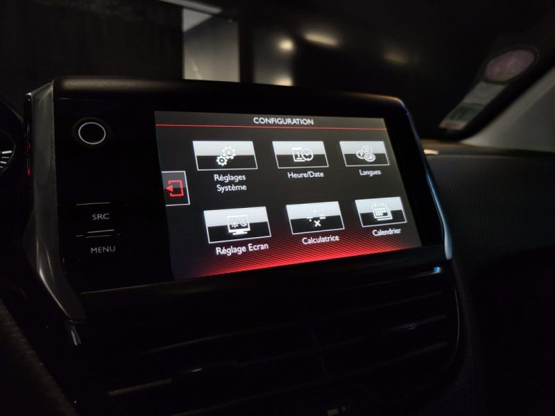 PEUGEOT 208 1.2 110 CH GT LINE / SIEGES CHAUFFANT / COURROIE CHANGEE // SUIVI COMPLET 