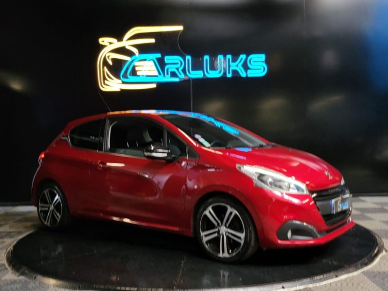 PEUGEOT 208 1.2 110 CH GT LINE / SIEGES CHAUFFANT / COURROIE CHANGEE // SUIVI COMPLET 