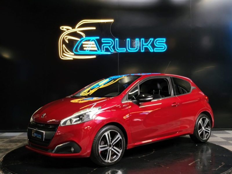 PEUGEOT 208 1.2 110 CH GT LINE / SIEGES CHAUFFANT / COURROIE CHANGEE // SUIVI COMPLET 