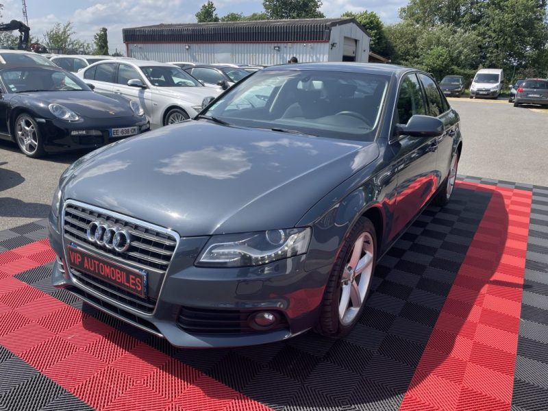 AUDI A4 2011