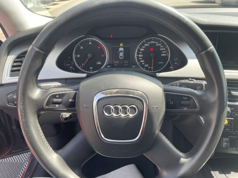 AUDI A4 2011