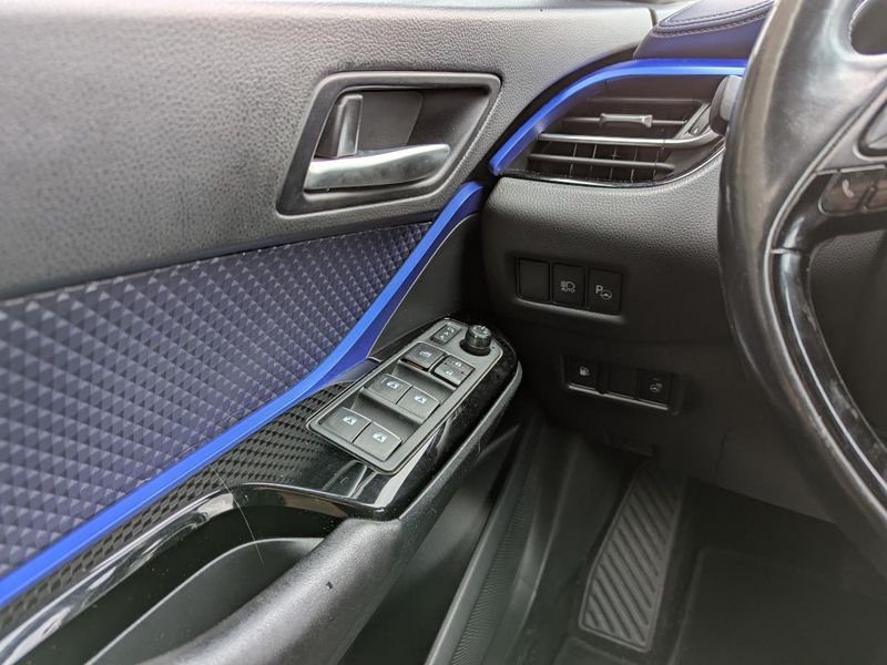 Toyota C-HR Hybride 122h - BV e-CVT Collection