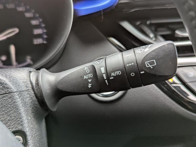 Toyota C-HR Hybride 122h - BV e-CVT Collection