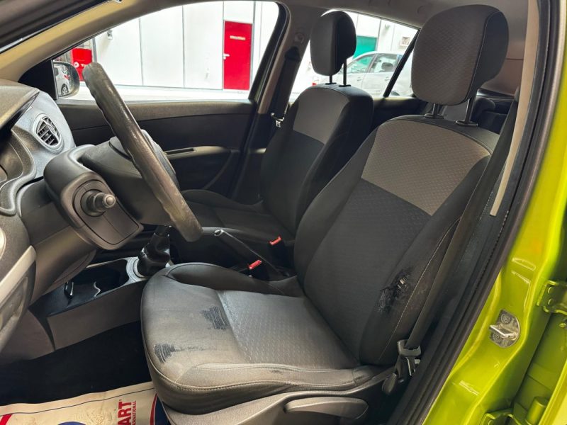 RENAULT CLIO 1.2i 16V TURBO