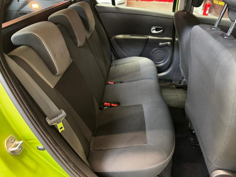 RENAULT CLIO 1.2i 16V TURBO