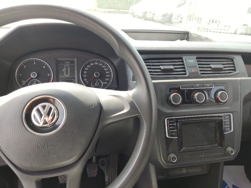 VOLKSWAGEN CADDY 2019