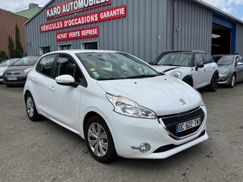PEUGEOT 208 1.4 HDI 68 ACTIVE
