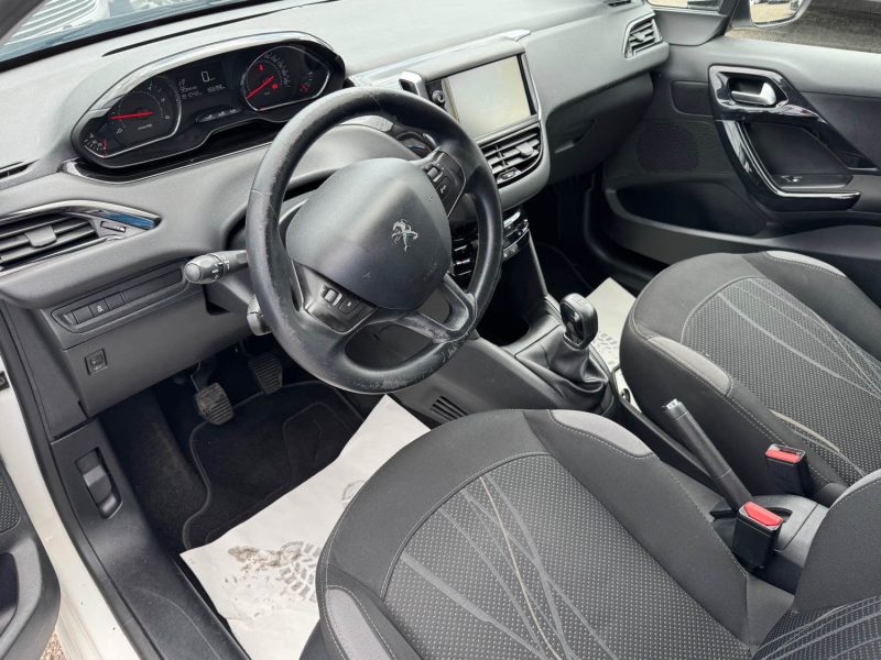 PEUGEOT 208 1.4 HDI 68 ACTIVE