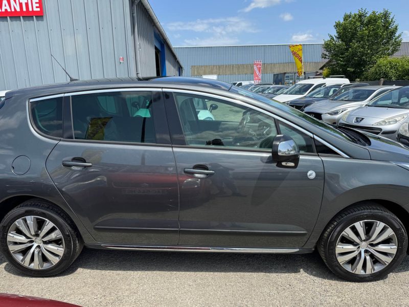 PEUGEOT 3008 1.6 HDI 115 CROSSWAY