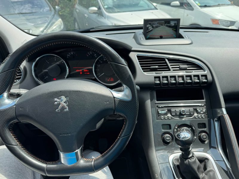 PEUGEOT 3008 1.6 HDI 115 CROSSWAY
