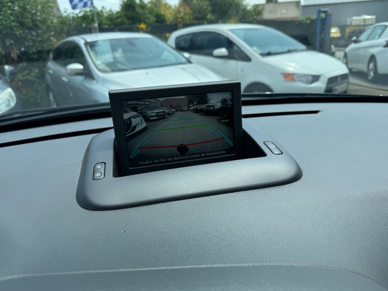 PEUGEOT 3008 1.6 HDI 115 CROSSWAY