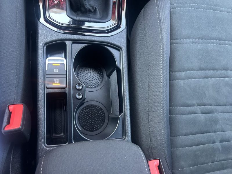 VOLKSWAGEN TOURAN 2023