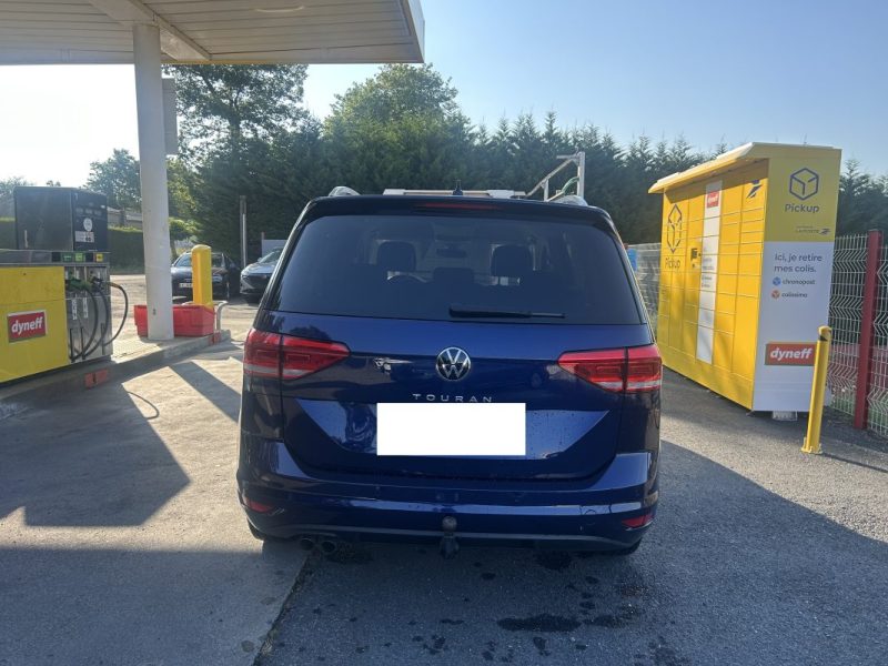 VOLKSWAGEN TOURAN 2023