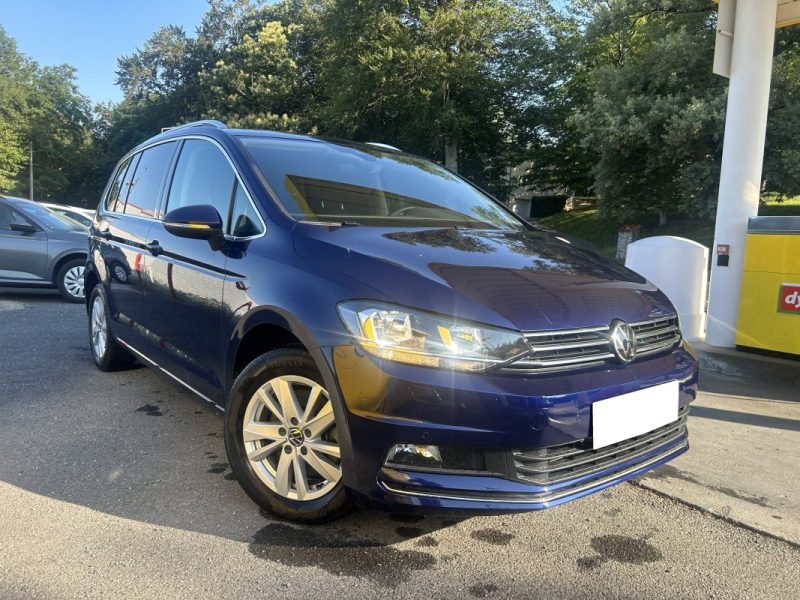 VOLKSWAGEN TOURAN 2023