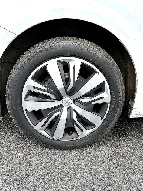 PEUGEOT 208 II ess 100ch BUSINESS EAT8 81000KM 2020