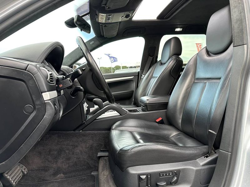 PORSCHE  CAYENNE 4.8i V8  500ch TURBO S 4x4 BVA ENTRETIEN FRANCE 2007