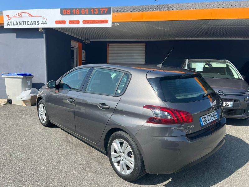 PEUGEOT 308 2021