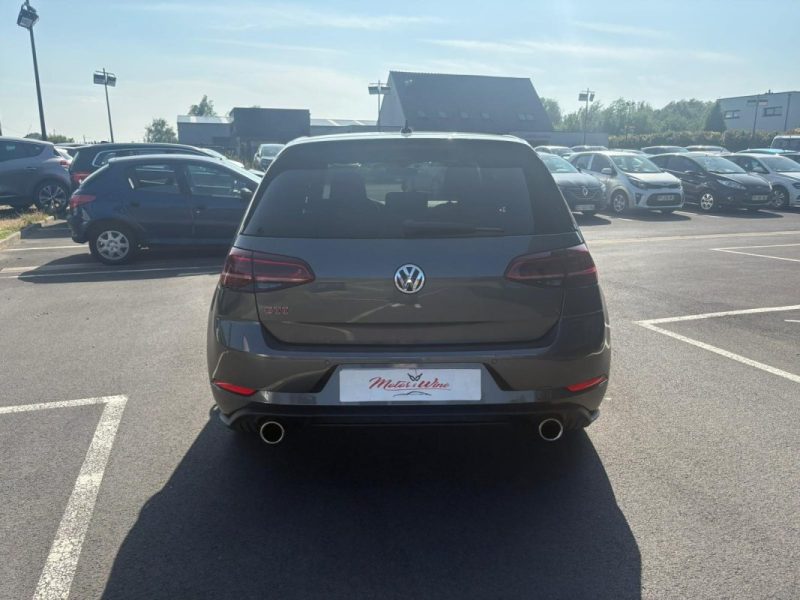 VOLKSWAGEN GOLF 2019