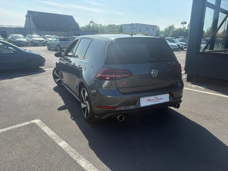 VOLKSWAGEN GOLF 2019