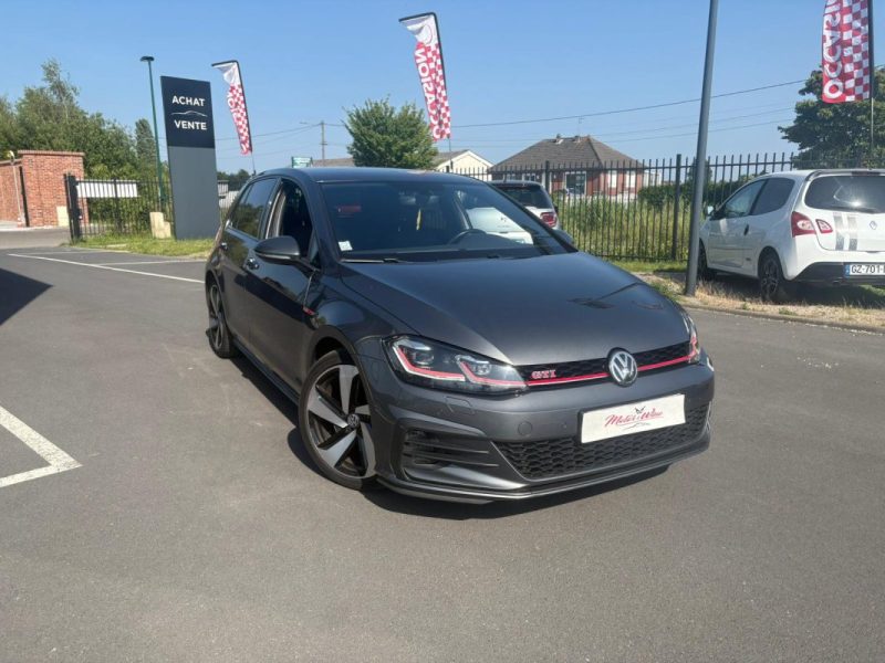 VOLKSWAGEN GOLF 2019