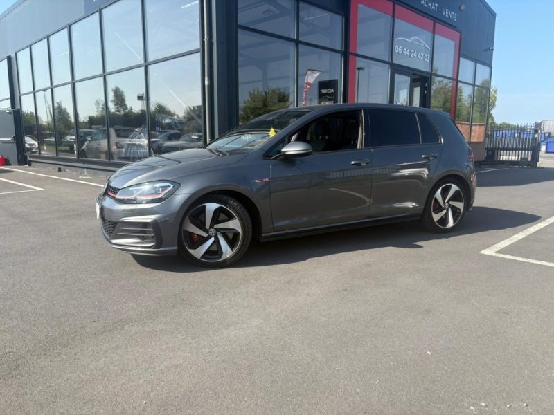 VOLKSWAGEN GOLF 2019