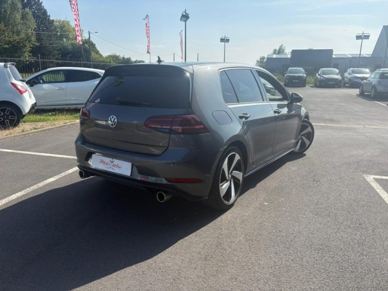 VOLKSWAGEN GOLF 2019
