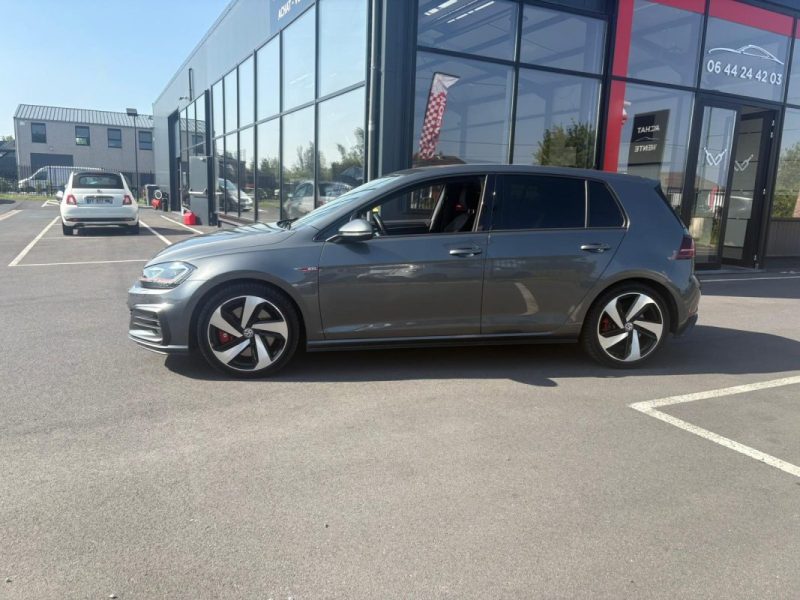 VOLKSWAGEN GOLF 2019