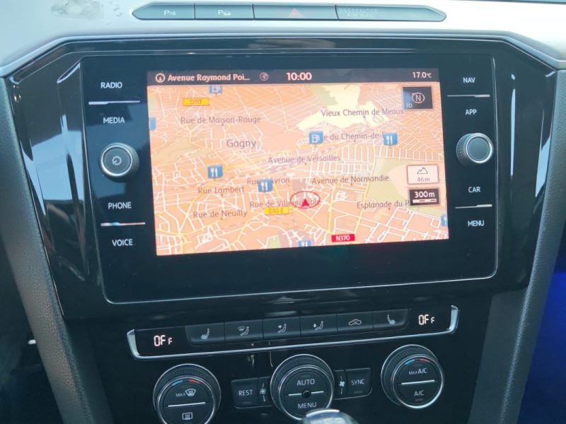 VOLKSWAGEN PASSAT SW 2.0 TDI 150CV CARAT EXCLUSIVE / TOIT OUVRANT