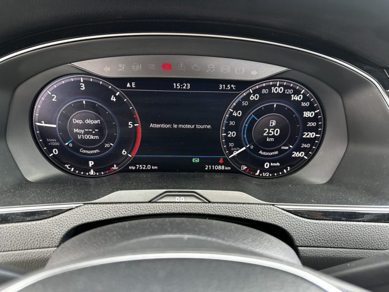 VOLKSWAGEN PASSAT 2.0 TDI 150CV CARAT EXCLUSIVE / TOIT OUVRANT - *** REMISE - PRIX COUTANT !! ***