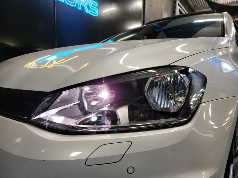 VOLKSWAGEN GOLF 1.2 TSI 110 LOUNGE R LINE / TOIT OUVRANT / RADAR AV AR