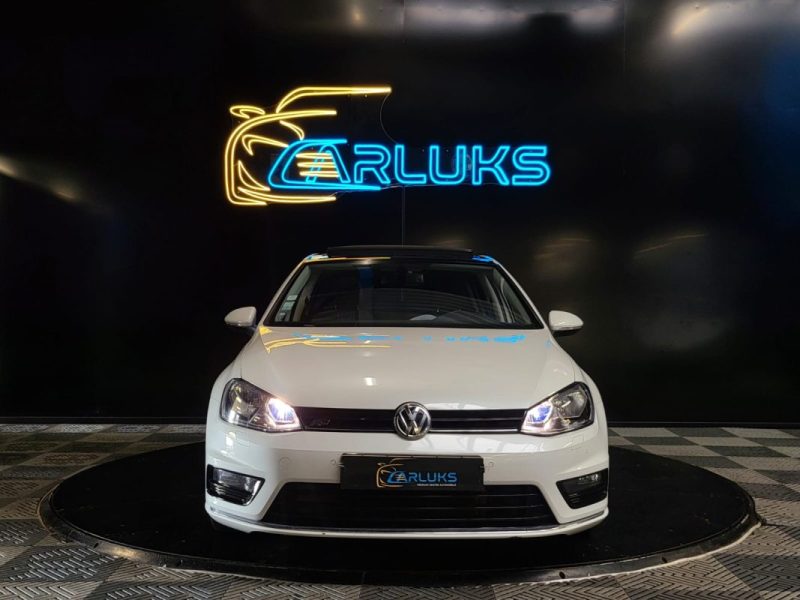 VOLKSWAGEN GOLF 1.2 TSI 110 LOUNGE R LINE / TOIT OUVRANT / RADAR AV AR