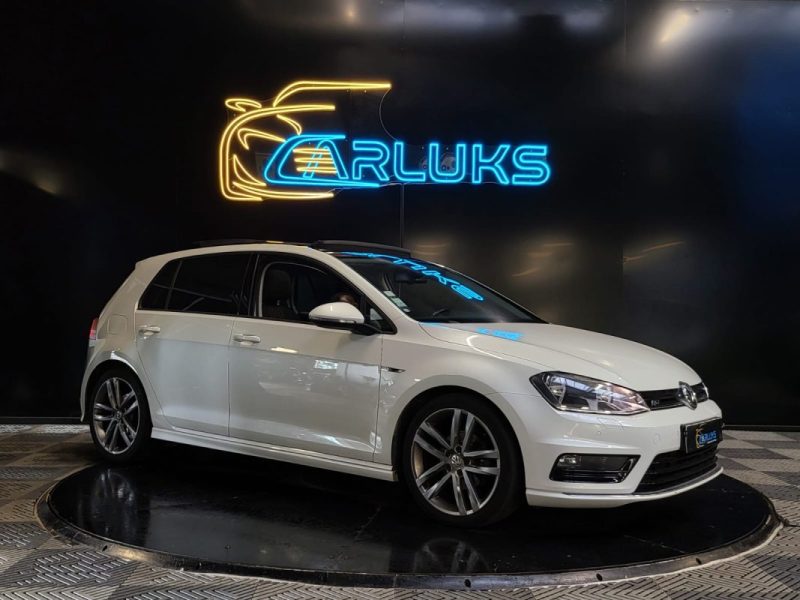 VOLKSWAGEN GOLF 1.2 TSI 110 LOUNGE R LINE / TOIT OUVRANT / RADAR AV AR