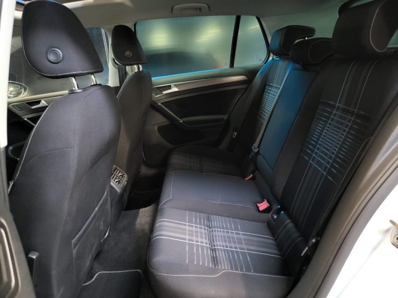 VOLKSWAGEN GOLF 1.2 TSI 110 LOUNGE R LINE / TOIT OUVRANT / RADAR AV AR